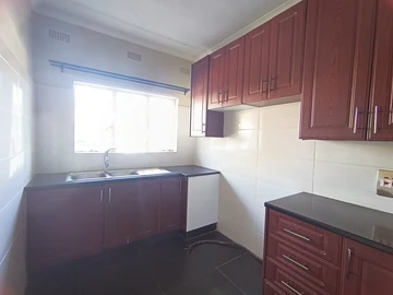 2 Bedroom Garden Flat
