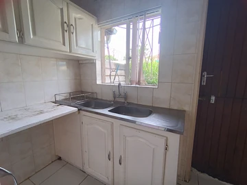 3 Bedroom Garden Flat