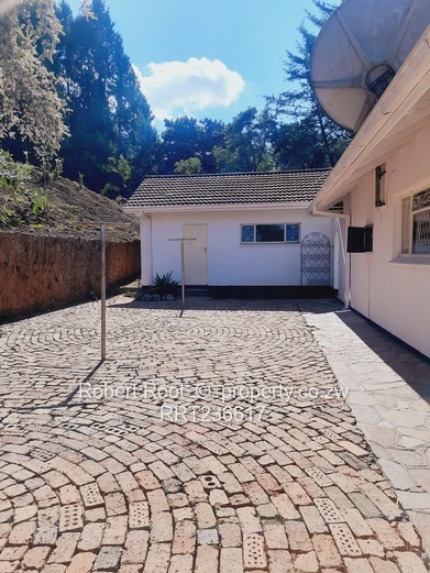 4 bed family home in Greystone Park