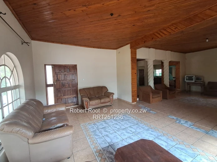 3 bed family home in Mandara