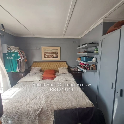 Close to CBD or Highfield Rd (Sole Mandate)