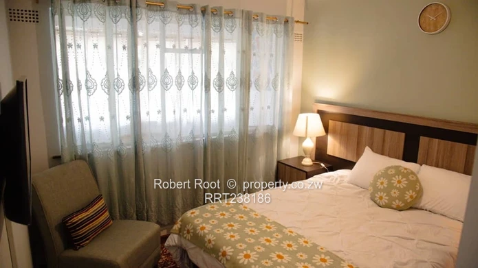 1 bed apartment in Avenues