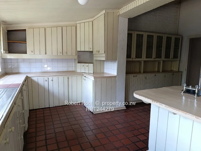 Commercial Property To Rent In Avondale