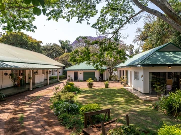 6 Bedroom House