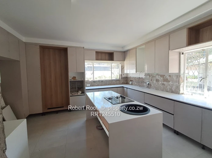 Lovely 4 bed house in the heart of Gunhill!