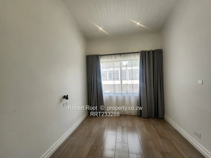 2-Bedroom Duplex Flat in Newlands
