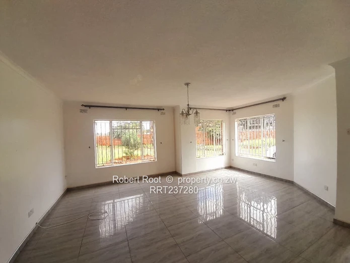  3 bedroom house for rent in Westgate 