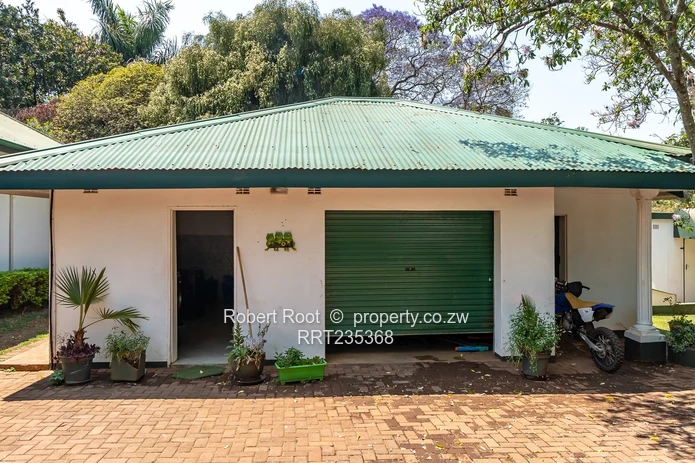 Spacious 6-Bedroom Family Home opposite Chisipite Snr School – Chisipite