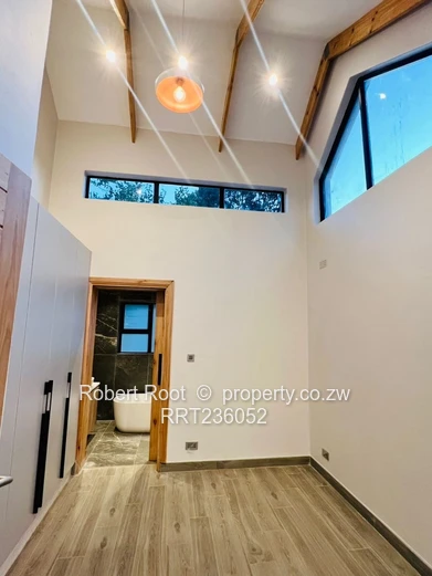 2 bed diplomat residence in Highlands