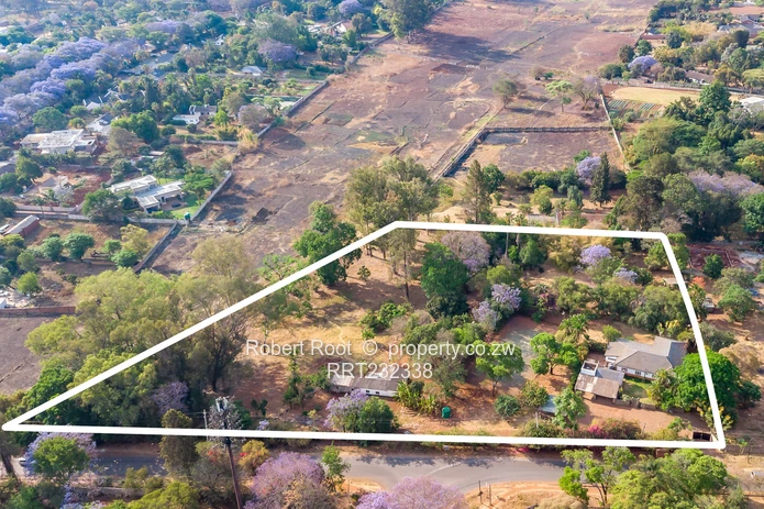 4,15 Acres in a PRIME LOCATION