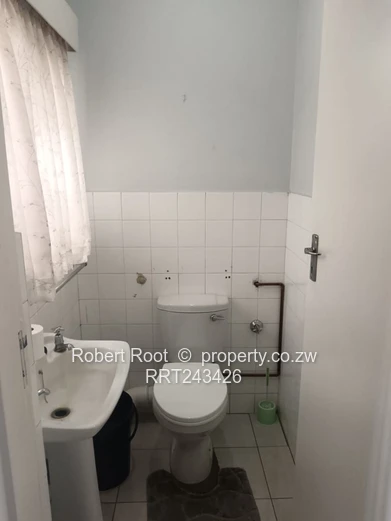 2 Bed Garden Flat in the Avenues