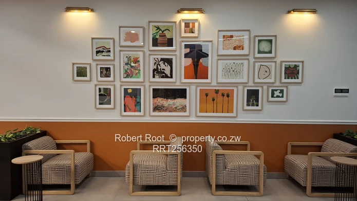Modern, Stylish1 Bed Apartment in Rosebank (Sole Mandate)