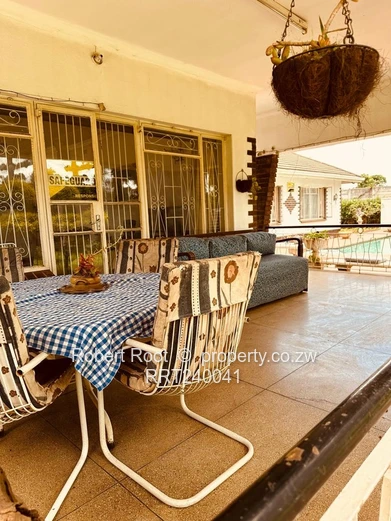 Well-Located Spacious Home Suitable for Office or as a spacious family home  (Sole Mandate)