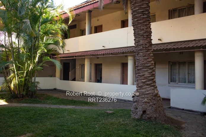 Berkeley Place Backpackers | Bulawayo Cbd (Sole Mandate)