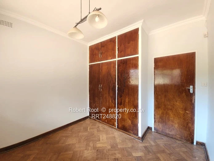 Prime Commercial Space to Let  In Helensvale