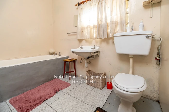 House For Sale in Chivhu