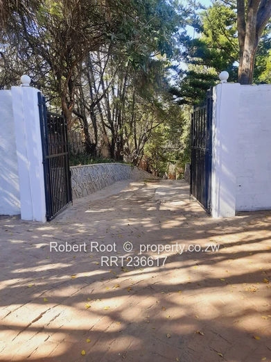 4 bed family home in Greystone Park