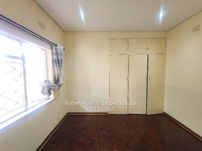 Charming 3 bedroom family home to let in Northwood