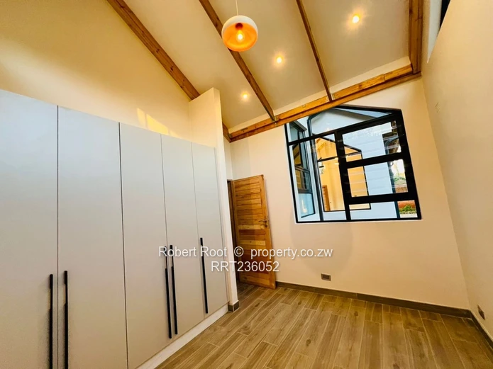 2 bed diplomat residence in Highlands