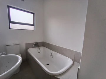 3 Bedroom Garden Flat