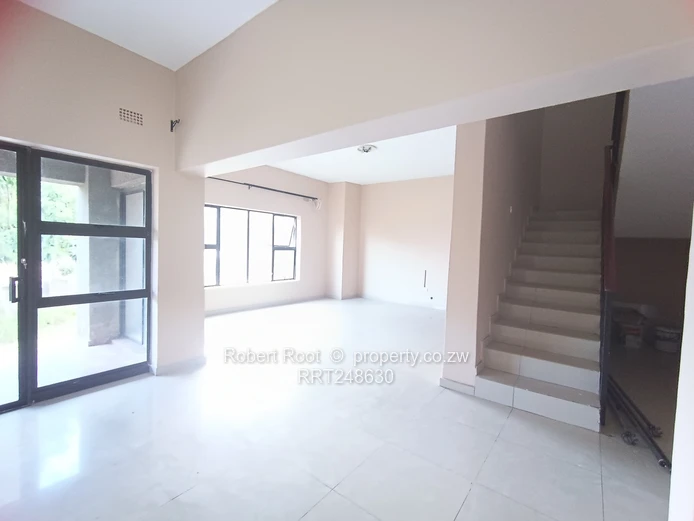 3 bed complex home in Greystone Park