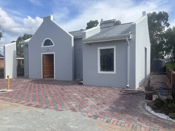 4 Bedroom Townhouse Complex