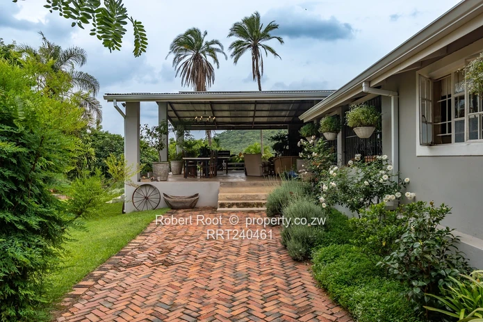 Tranquil Garden Living - 10,430 Sqm In Umwinsidale