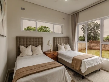 3 Bedroom Flat & Apartment