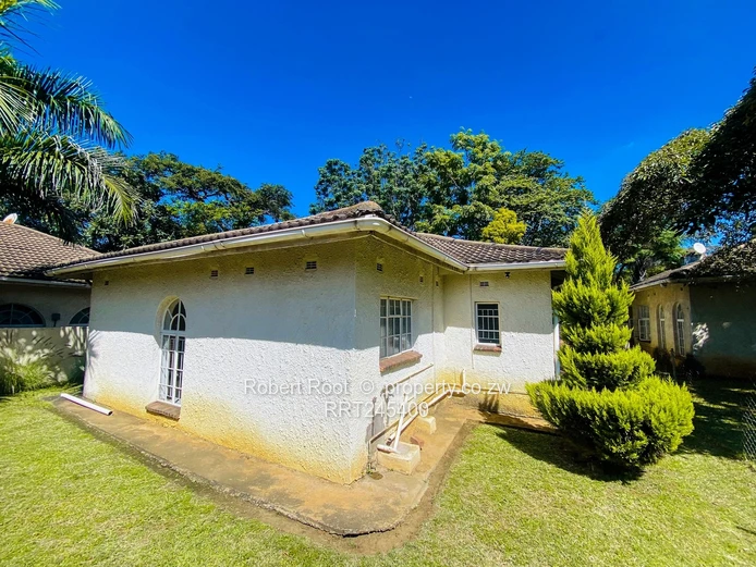 3 Bedroomed Townhouse in a Complex of 12 in Bluffhill. 