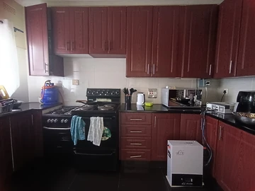 2 Bedroom Garden Flat