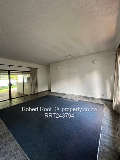 3 bed townhouse in Rhodesville 