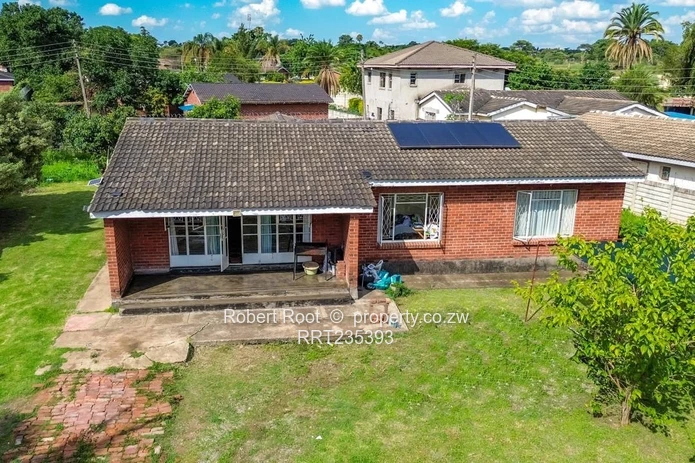 Neat 3 bed house in Westgate