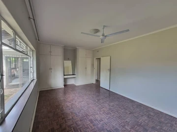 2 Bedroom Garden Flat
