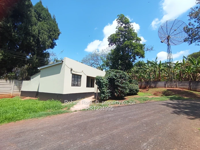 4 bed home in Kamfinsa