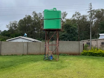 2 Bedroom Flat & Apartment