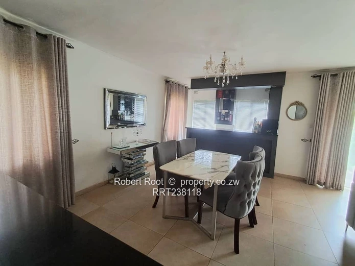 Lovely 3 bed family cluster in Greendale!