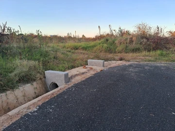 Stands & Residential Land