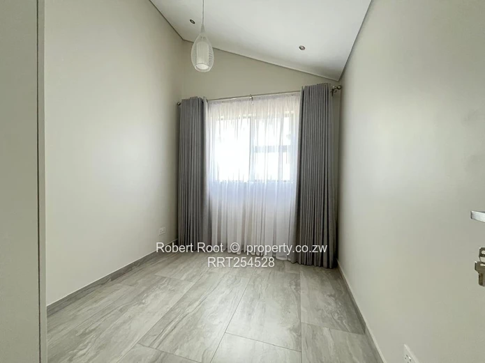3 bed townhouse in Greendale
