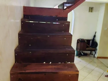 7 Bedroom House
