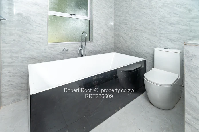 4 bed home in Borrowdale Brooke