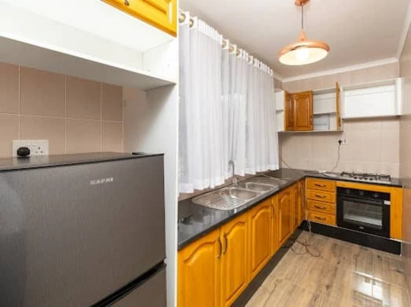 Flat & Apartment