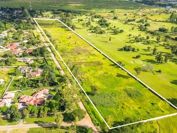 Commercial & Industrial Land