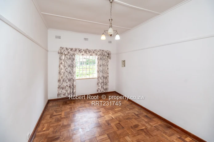 Prime office space along Ascot Road Avondale West!