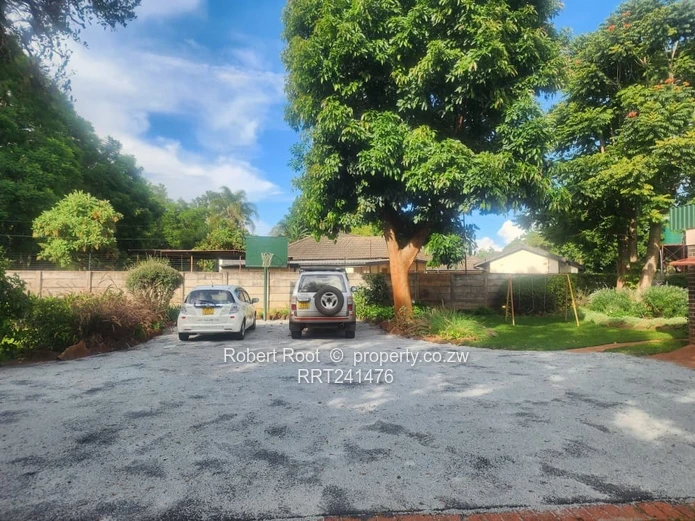 4 Bedroom House With Pool For Rent In Mt Pleasant