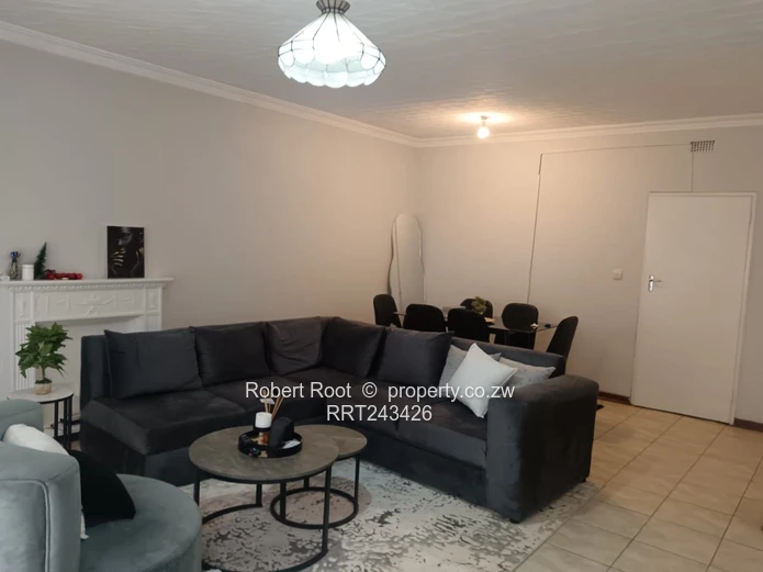 2 Bed Garden Flat in the Avenues