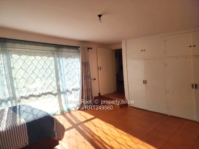 Mt Pleasant | Spacious Family Home with Tennis Court & Pool