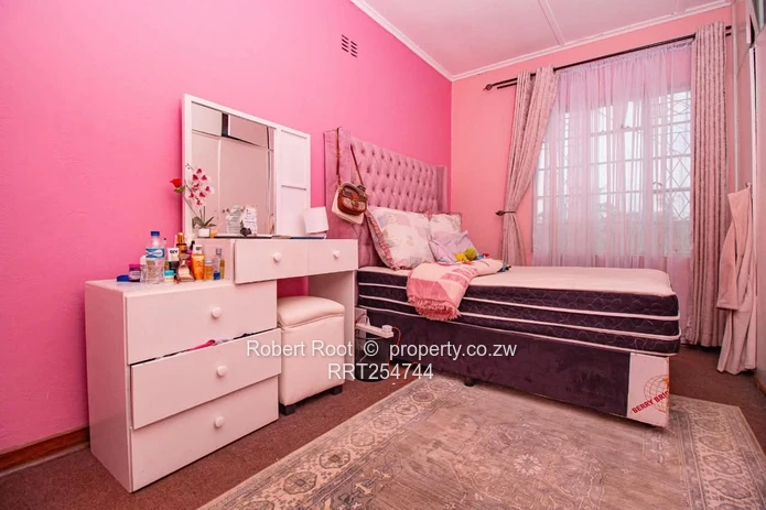 3 bed family home on a 3 hectare plot