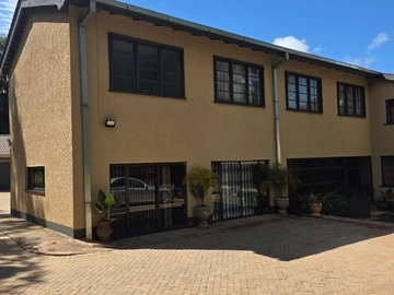 8 Bedroom House