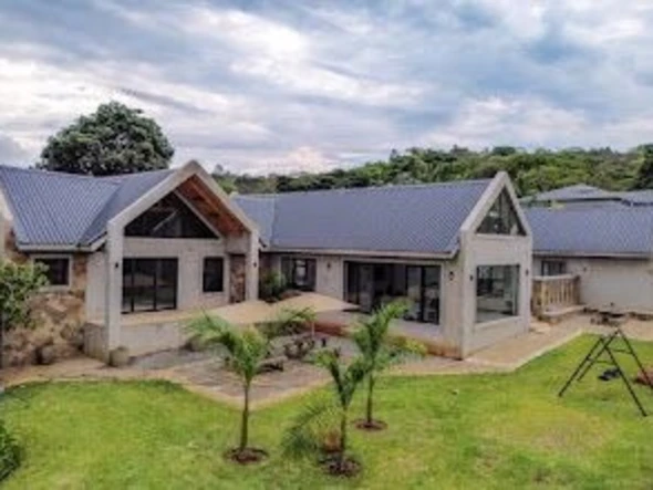 7 Unit Townhouse Complex