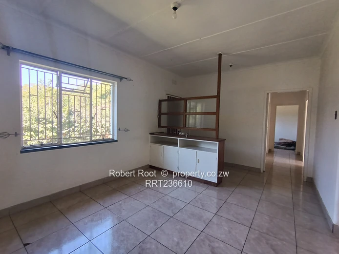 3 bed home in Mabelreign